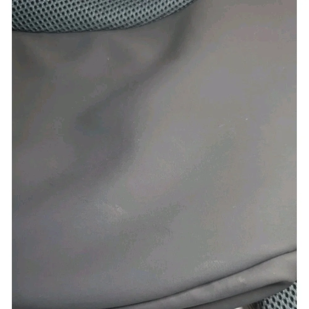 NWT YUDODO Medium Pet Sling Carrier - Hands-Free Mesh Dog/Cat Shoulder Bag